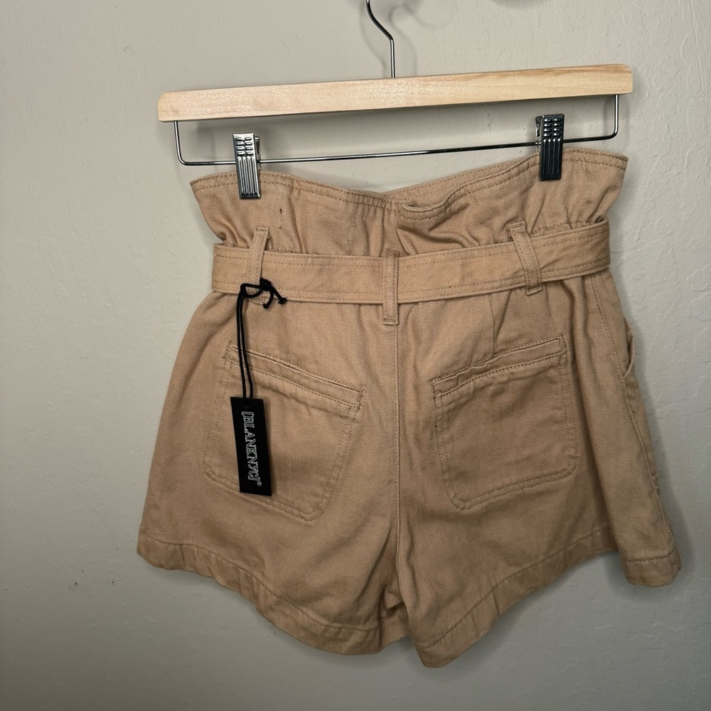 NWT BLANKNYC Paper Bag Belted High Waist Shorts Close Call Tan Cotton Canvas - Picture 6 of 10